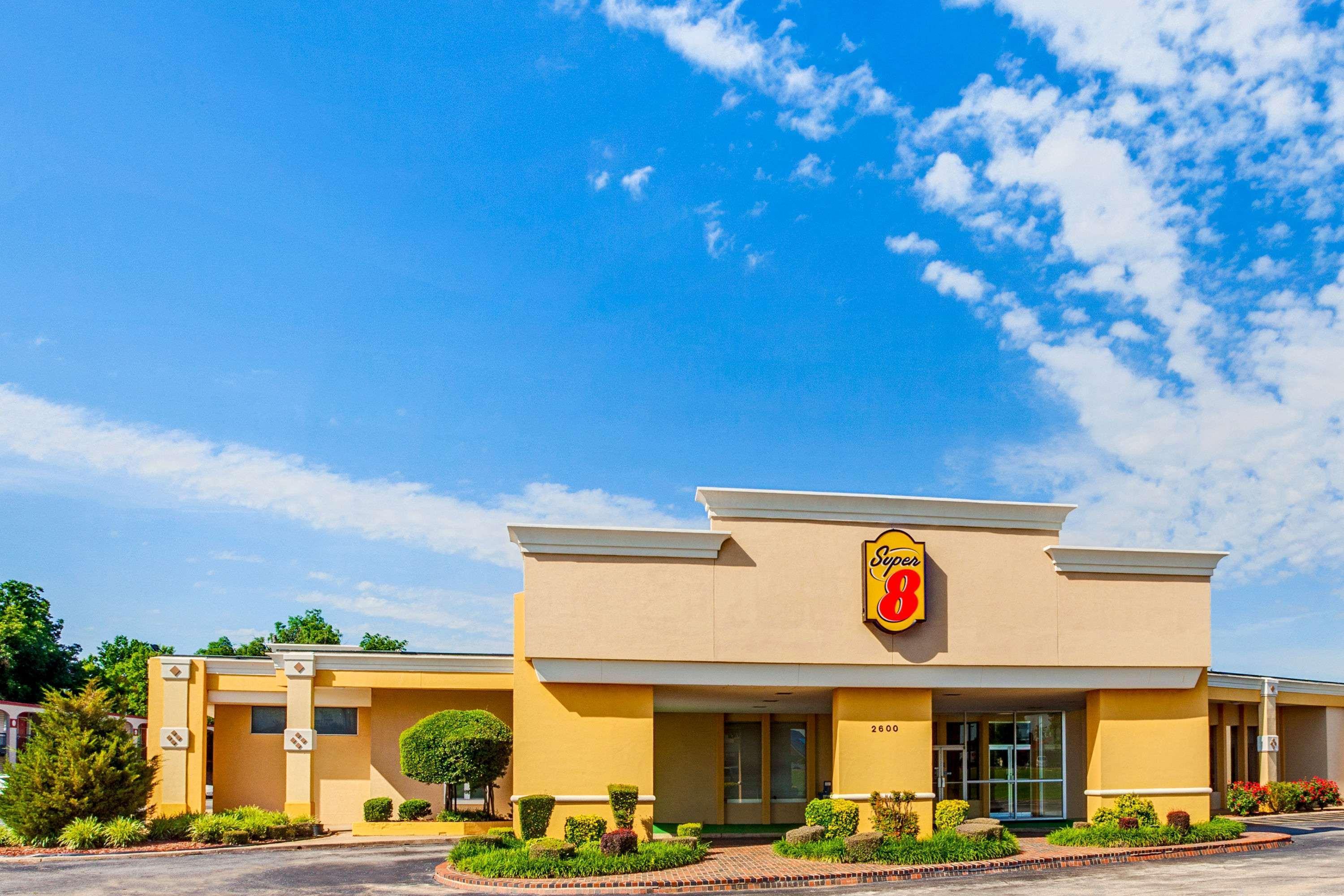 Hotel Super 8 By Wyndham Norman Exteriér fotografie
