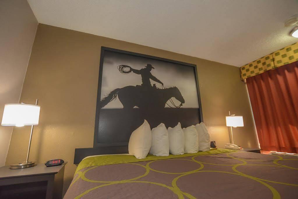 Hotel Super 8 By Wyndham Norman Exteriér fotografie